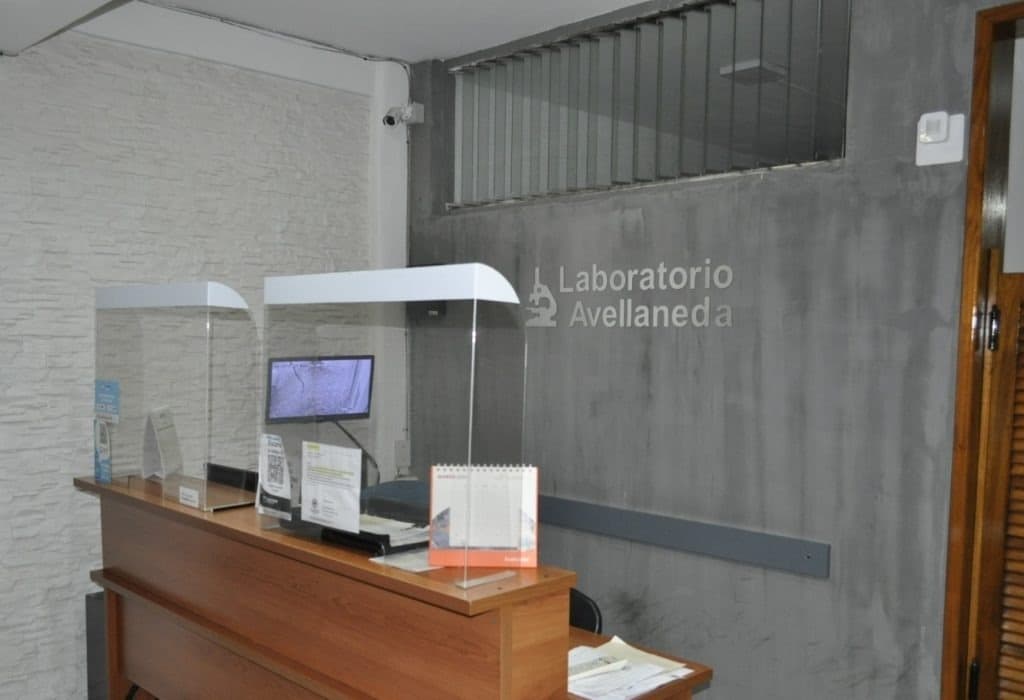 Laboratorio Avellaneda Recepción